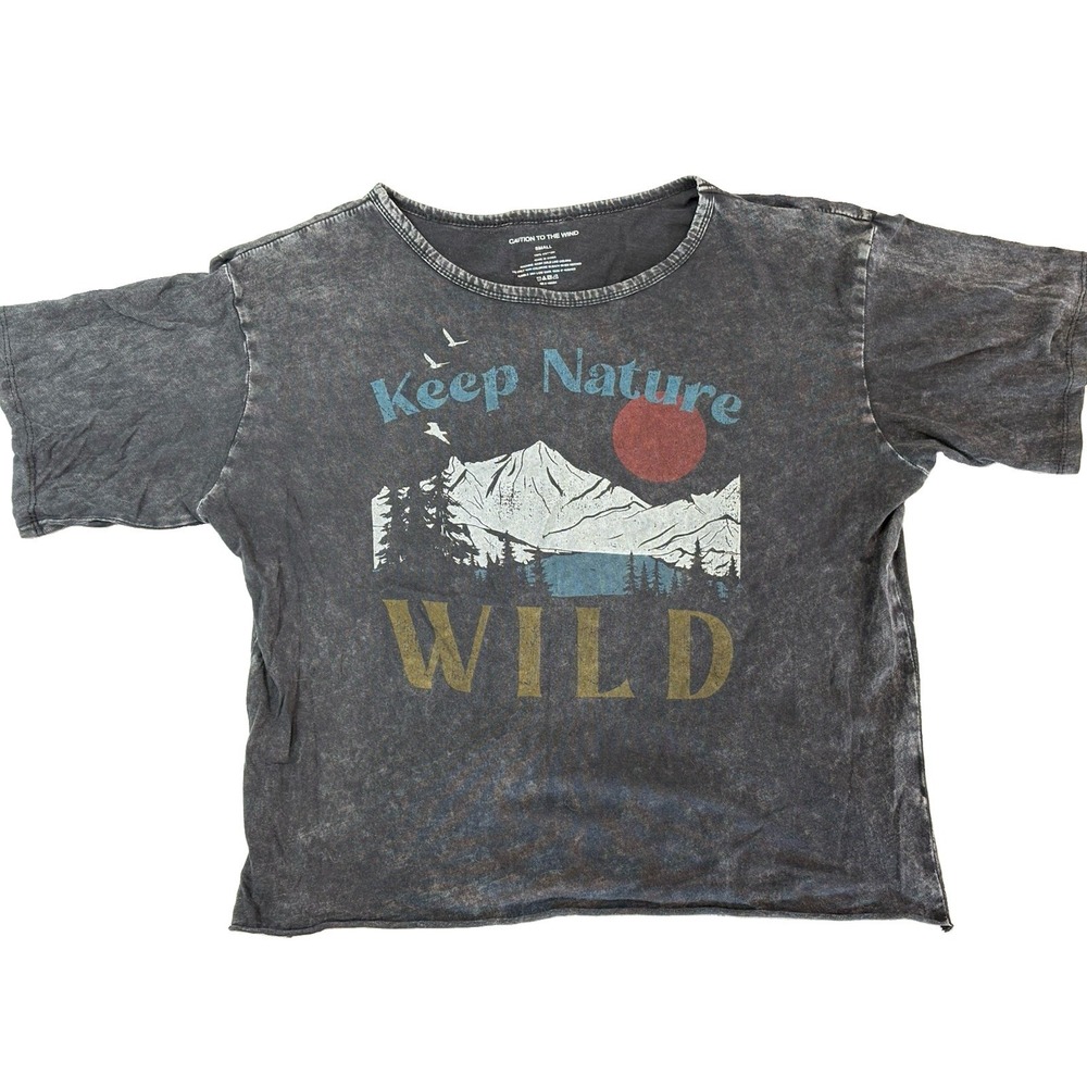 Caution To The Wind Shirt Womens Large World Tour Wild Beauty Graphic